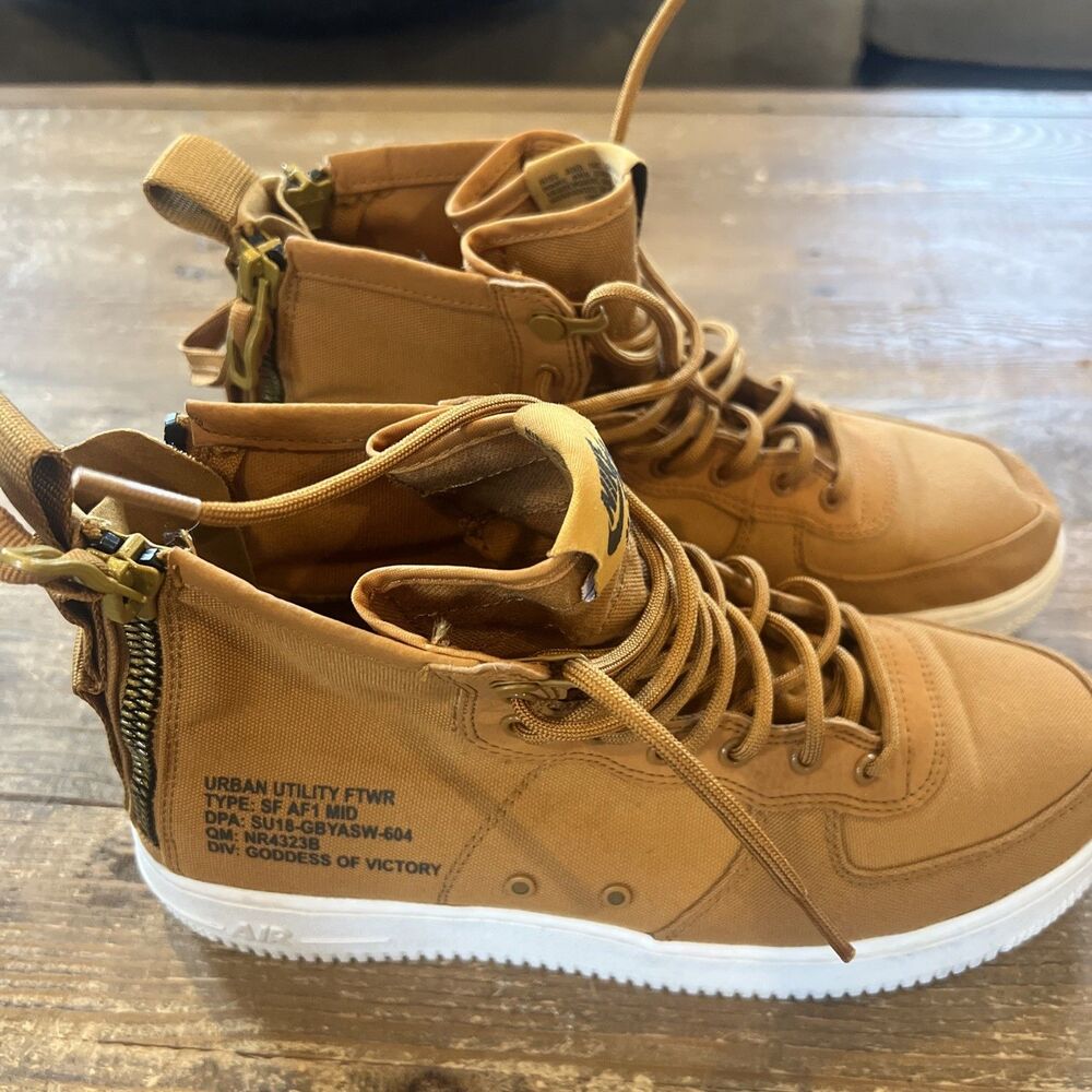 Nike SF Air Force 1 Mid Desert Ochre Boys Kids 7Y Women’s 9 EUC